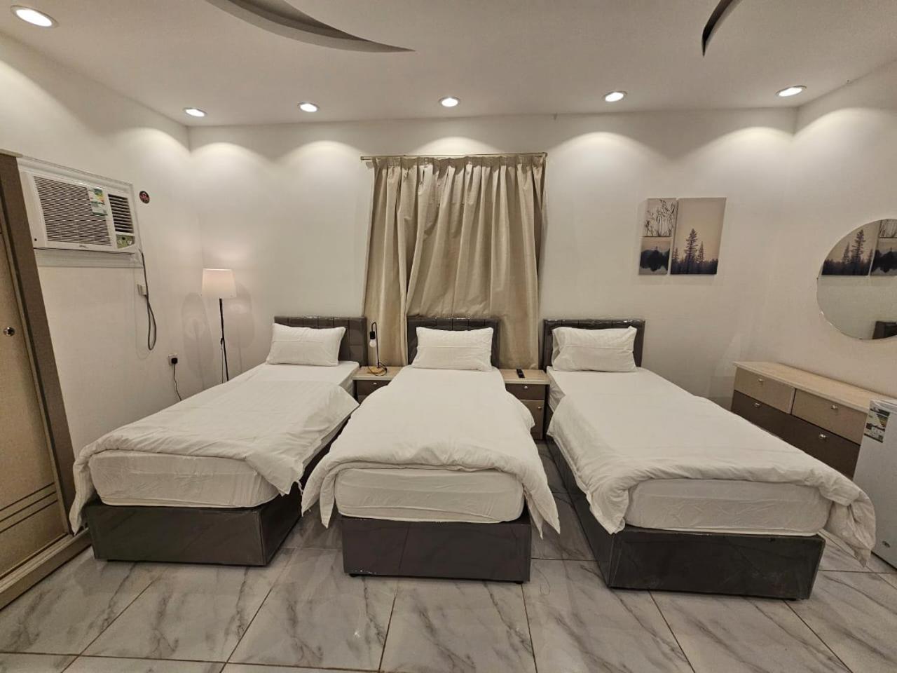 Comfortable & Big Family Apartments 10Mins Drive To Al-Masjid -Nabawi - Nozol Noor 2 Medina Eksteriør billede